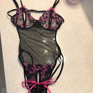 Frederick’s of Hollywood Teddy size Medium